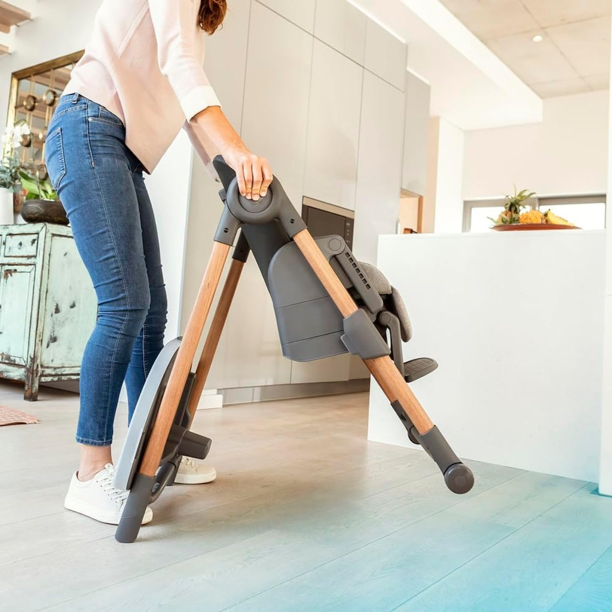 Maxi-Cosi Minla 6-In-1 High Chair - Essential Graphite