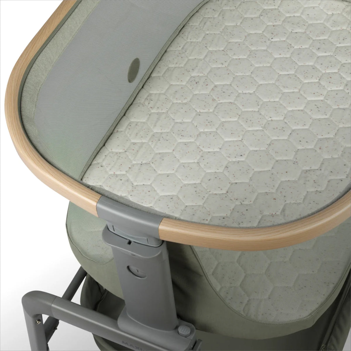 Maxi Cosi Iora Bedside Bassinet - Classic Truffle - EcoCare
