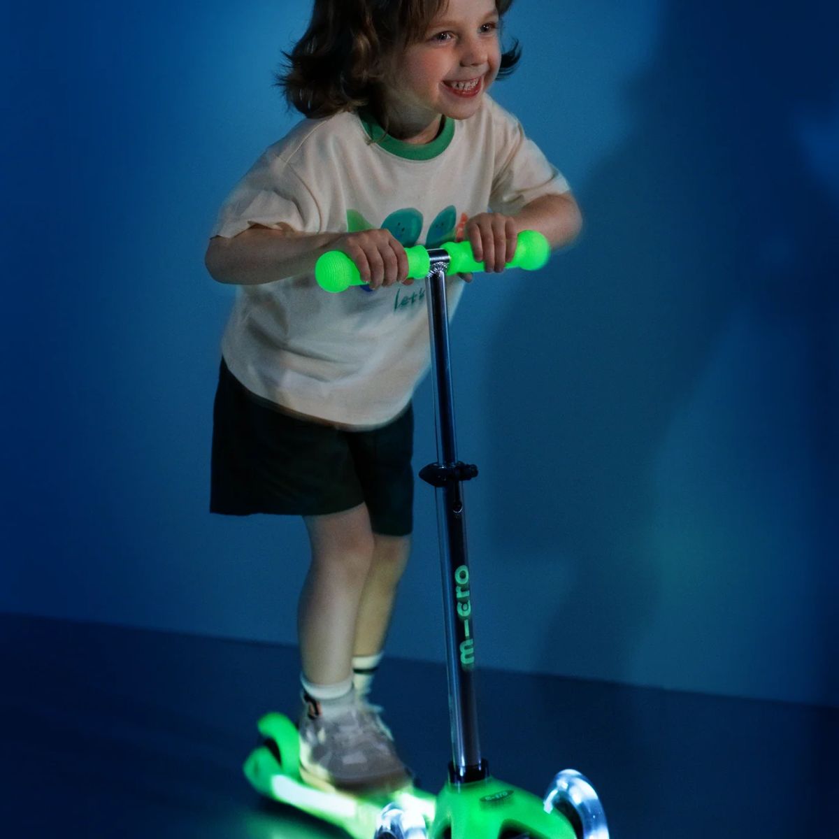 Micro Kickboard Micro Mini Glow Plus LED Scooter - Icy Lime on Luna Baby Store Miami