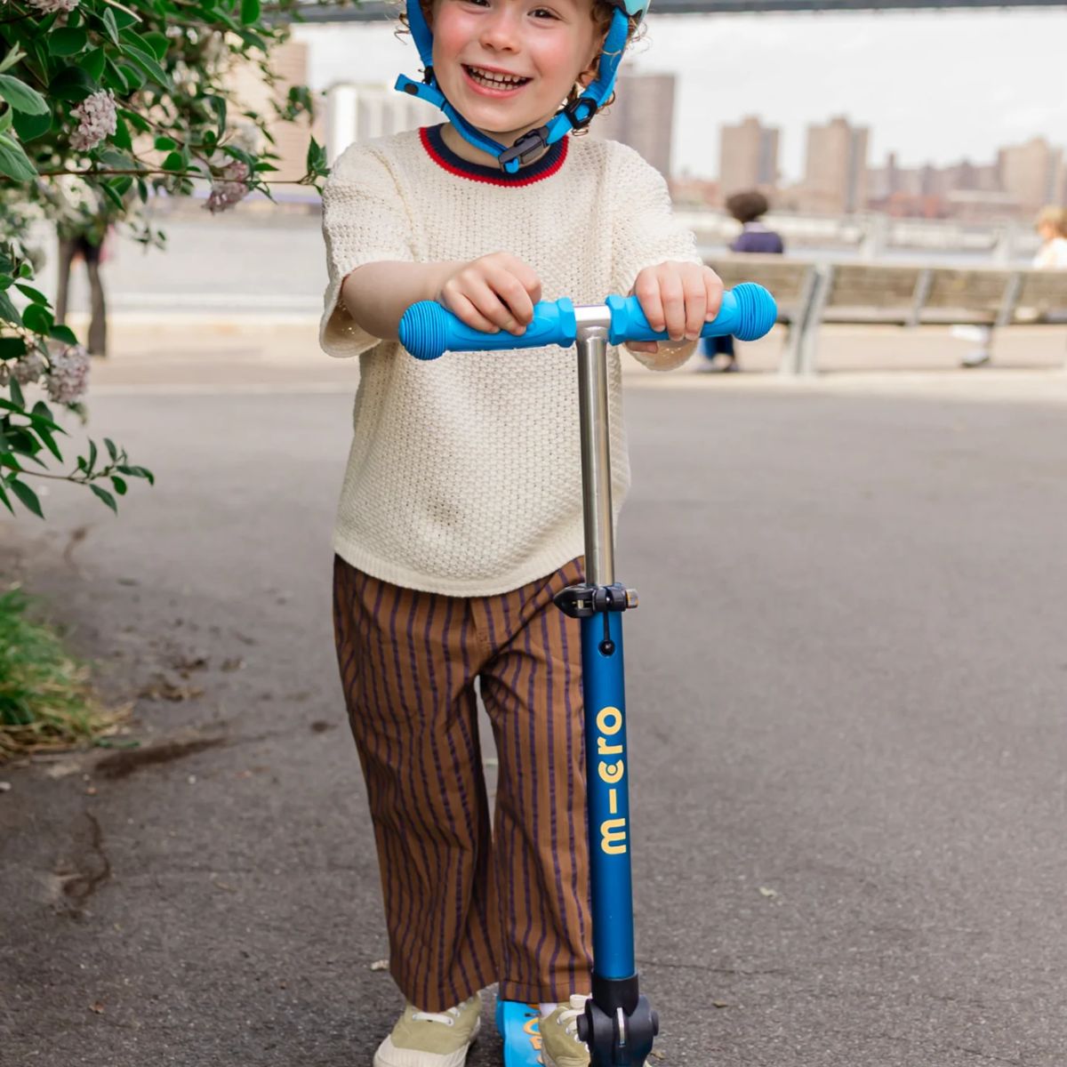 Micro Kickboard Mini Foldable LED Kids Scooter - Ocean Blue
