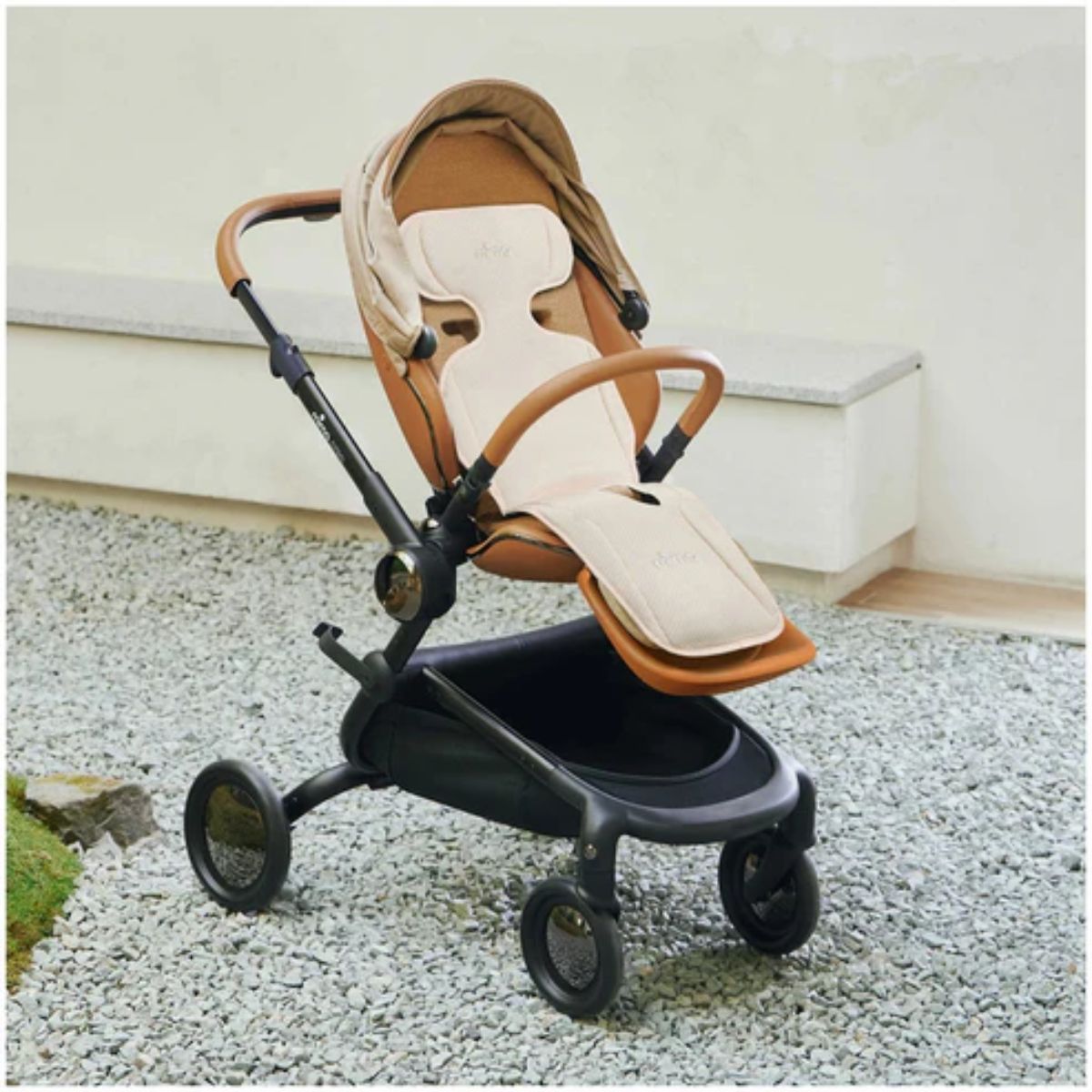Mima Flo Baby Cooling Seat Liner - Donut Beige on Luna Baby Store Miami