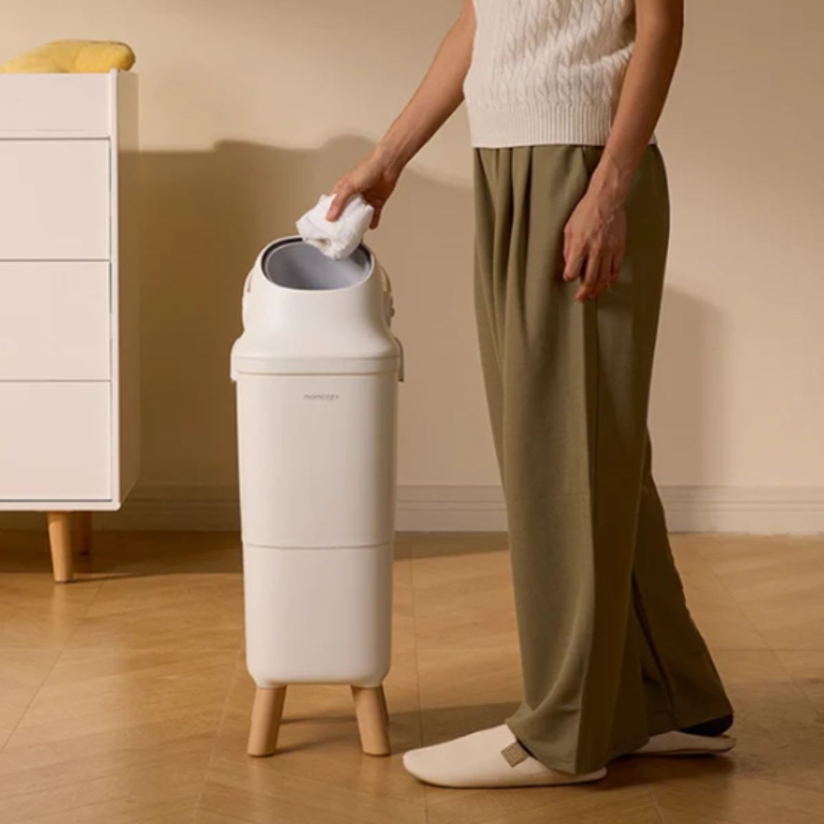 Momcozy Triple-Seal Diaper Pail on Luna Baby Store Miami