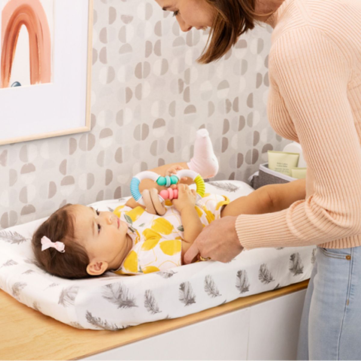 Munchkin Touch Free Baby Wipe Warmer with Motion Sensor & Nightlight