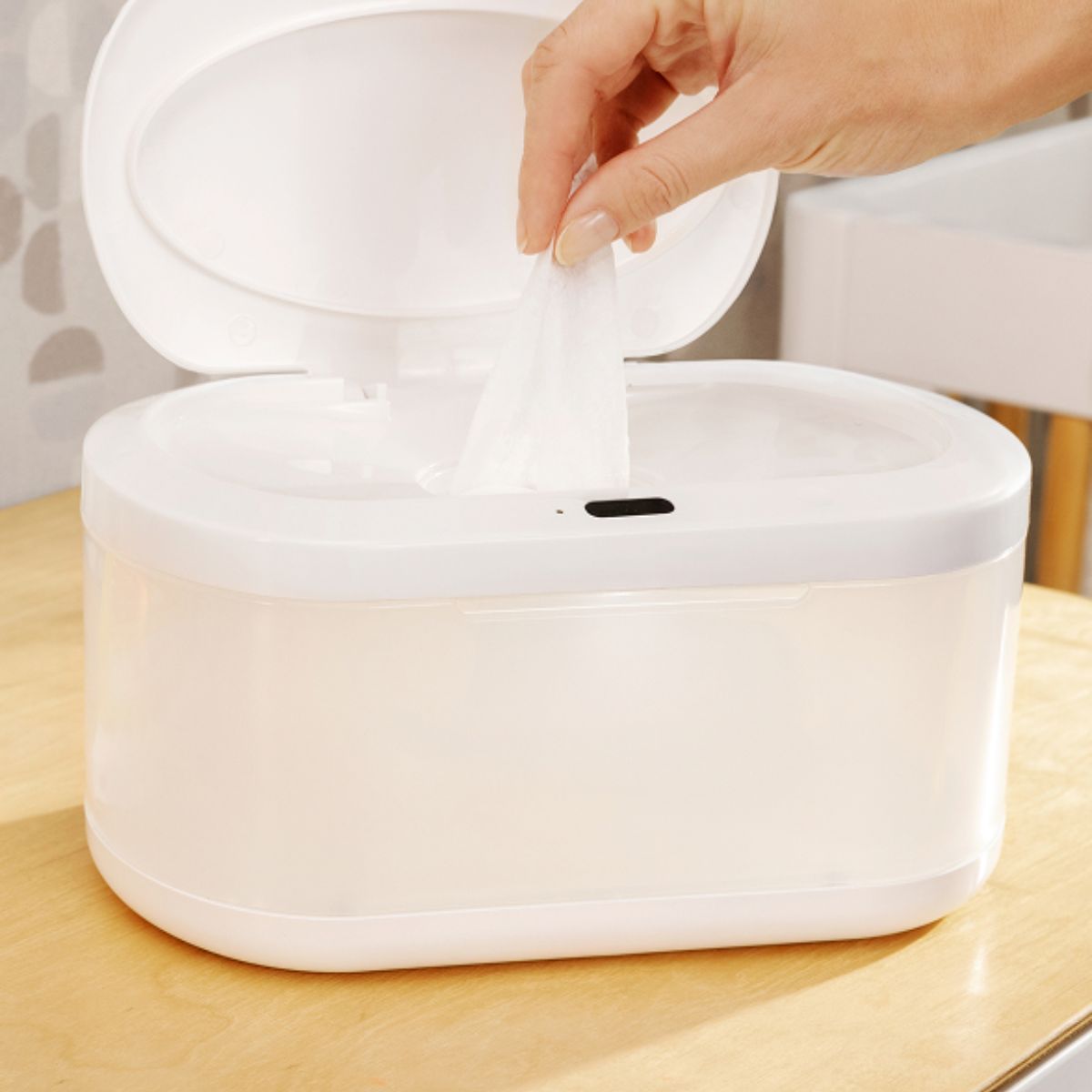 Munchkin Touch Free Baby Wipe Warmer with Motion Sensor & Nightlight