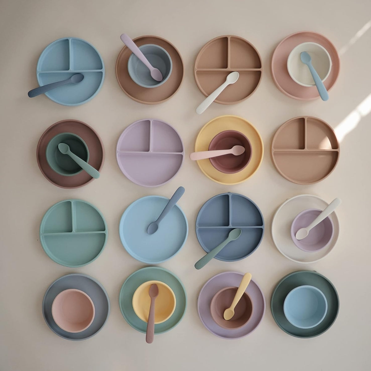 Mushie - Classic Silicone Suction Plate BPA-Free Non-Slip Design Cambridge Blue