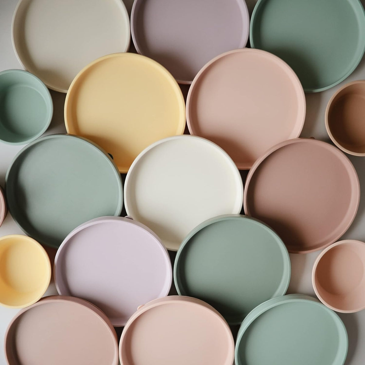 Mushie - Classic Silicone Suction Plate BPA-Free Non-Slip Design Powder Blue