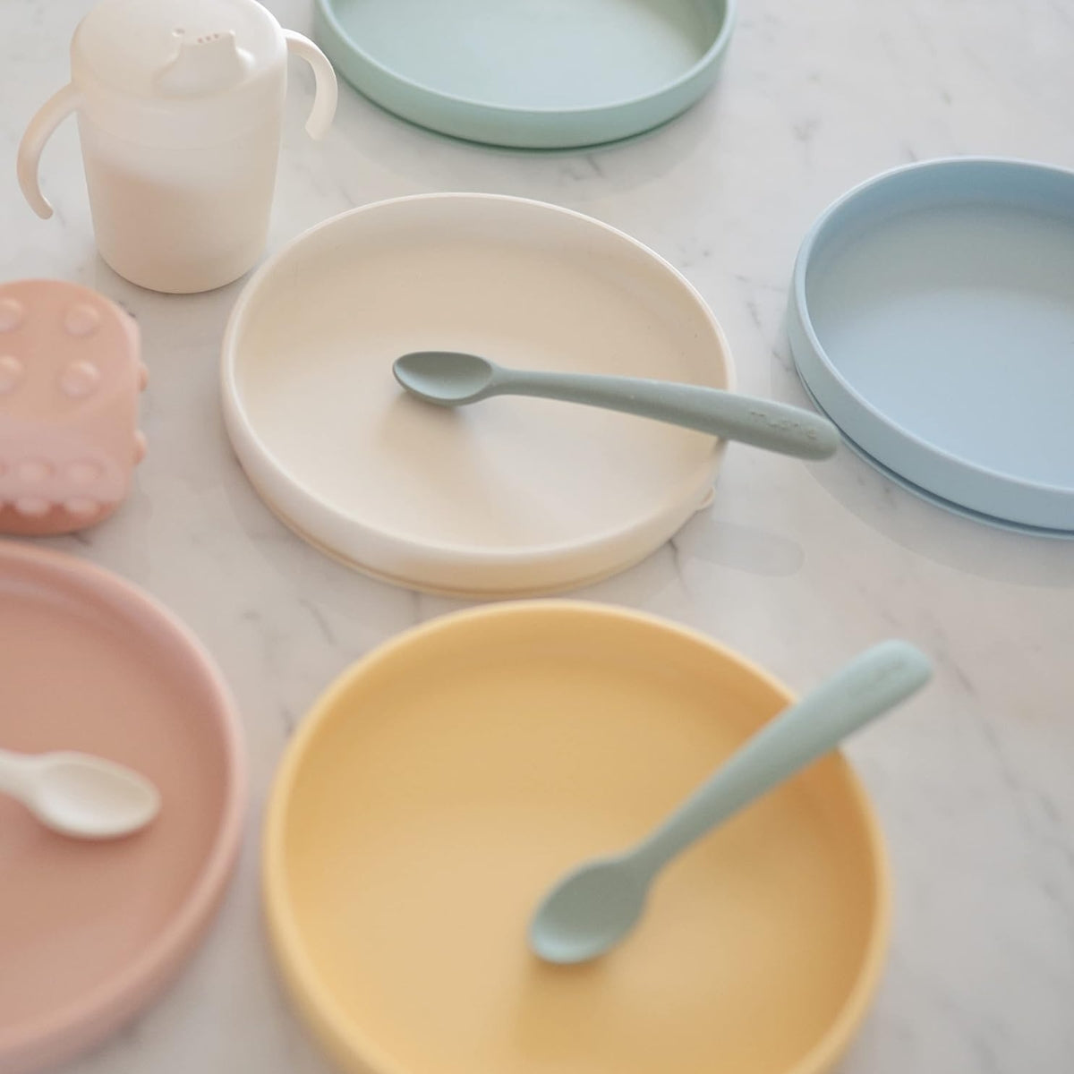 Mushie - Classic Silicone Suction Plate BPA-Free Non-Slip Design Powder Blue