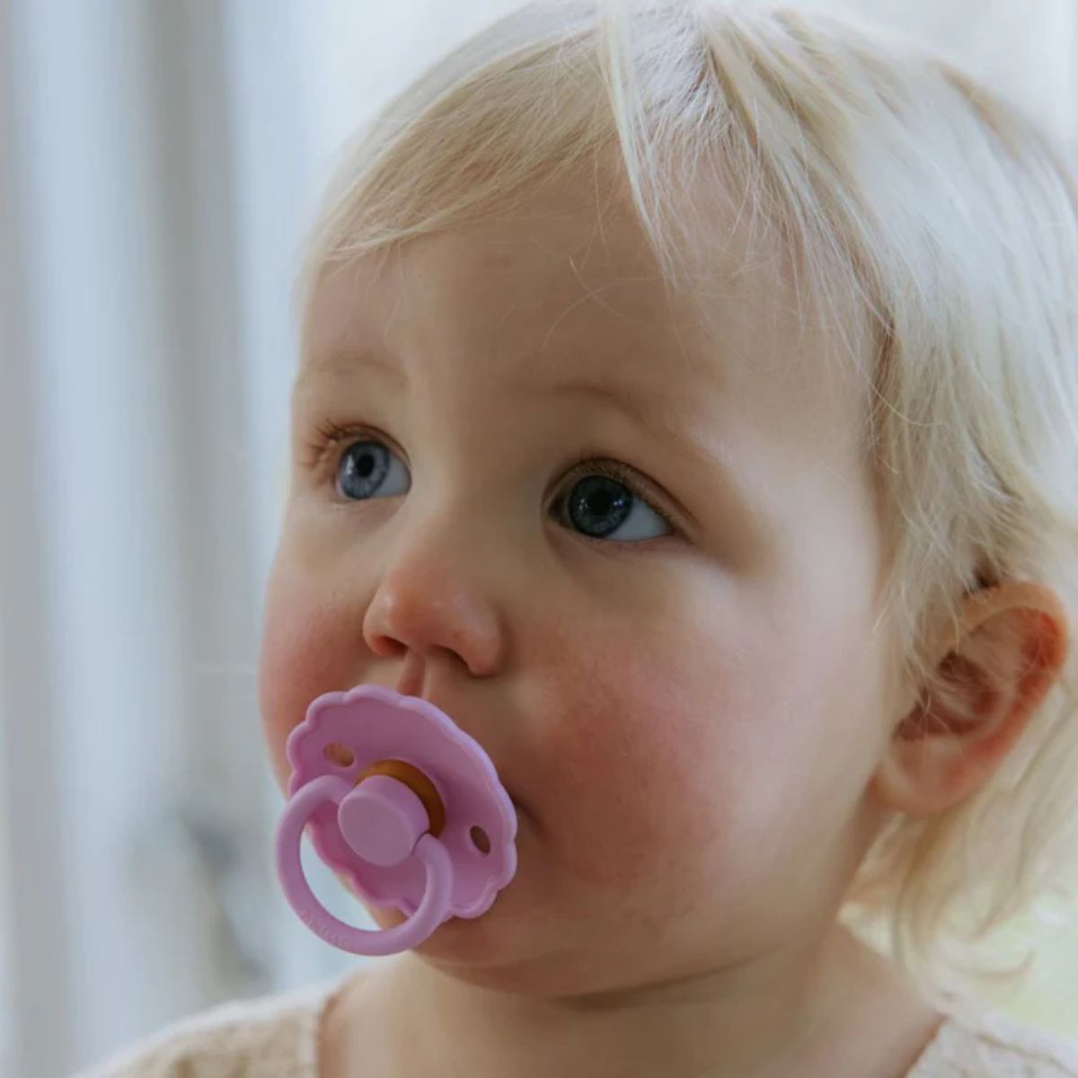 Mushie FRIGG Silicone Rubber Pacifier Kit Blooming Love 6 pack - 6-18M