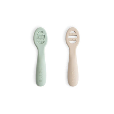 Mushie First Feeding Baby Spoons 2-Pack (Cambridge Blue/Shifting Sand)