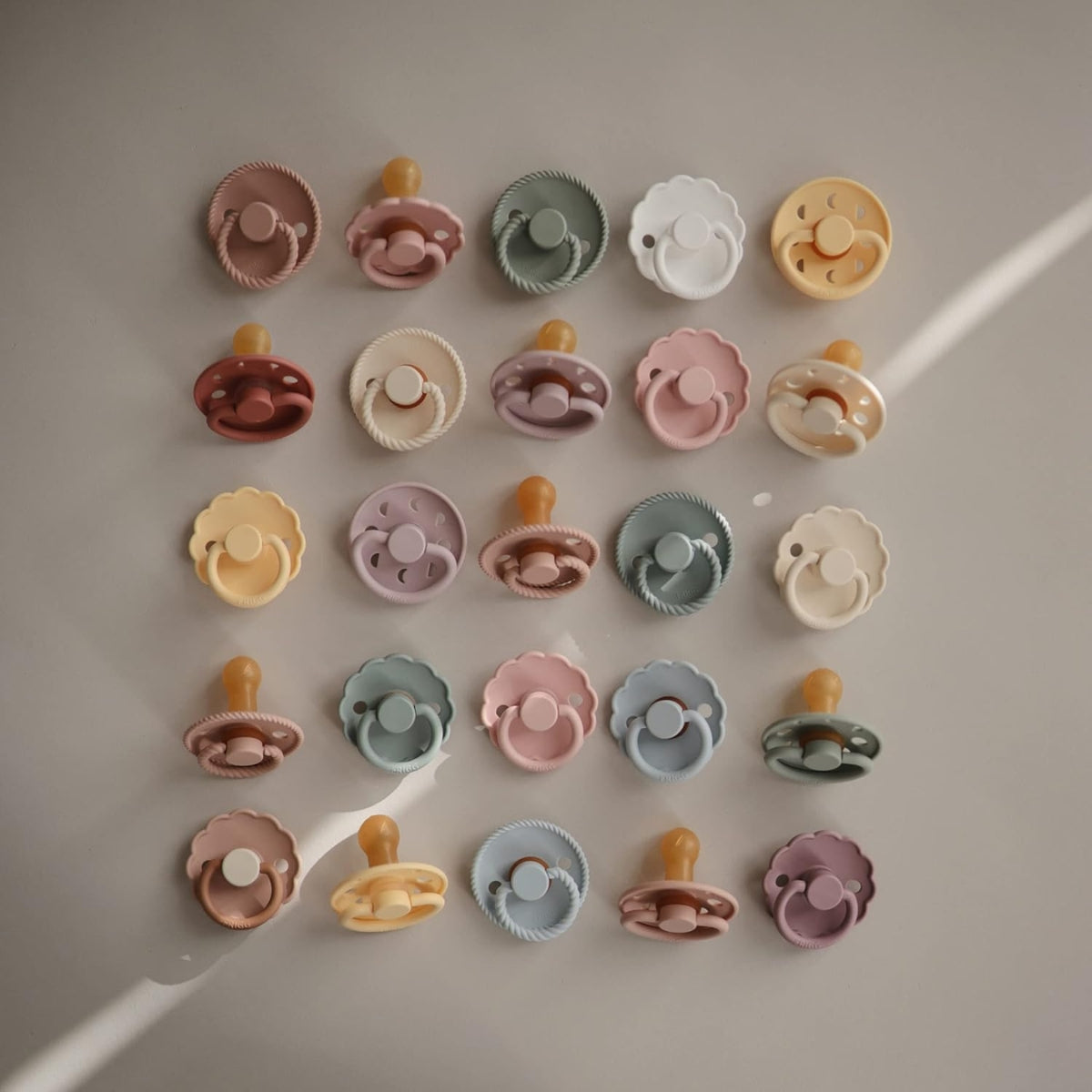 Mushie Frigg Daisy Natural Rubber Pacifier 2 pack - Seafoam/Cream