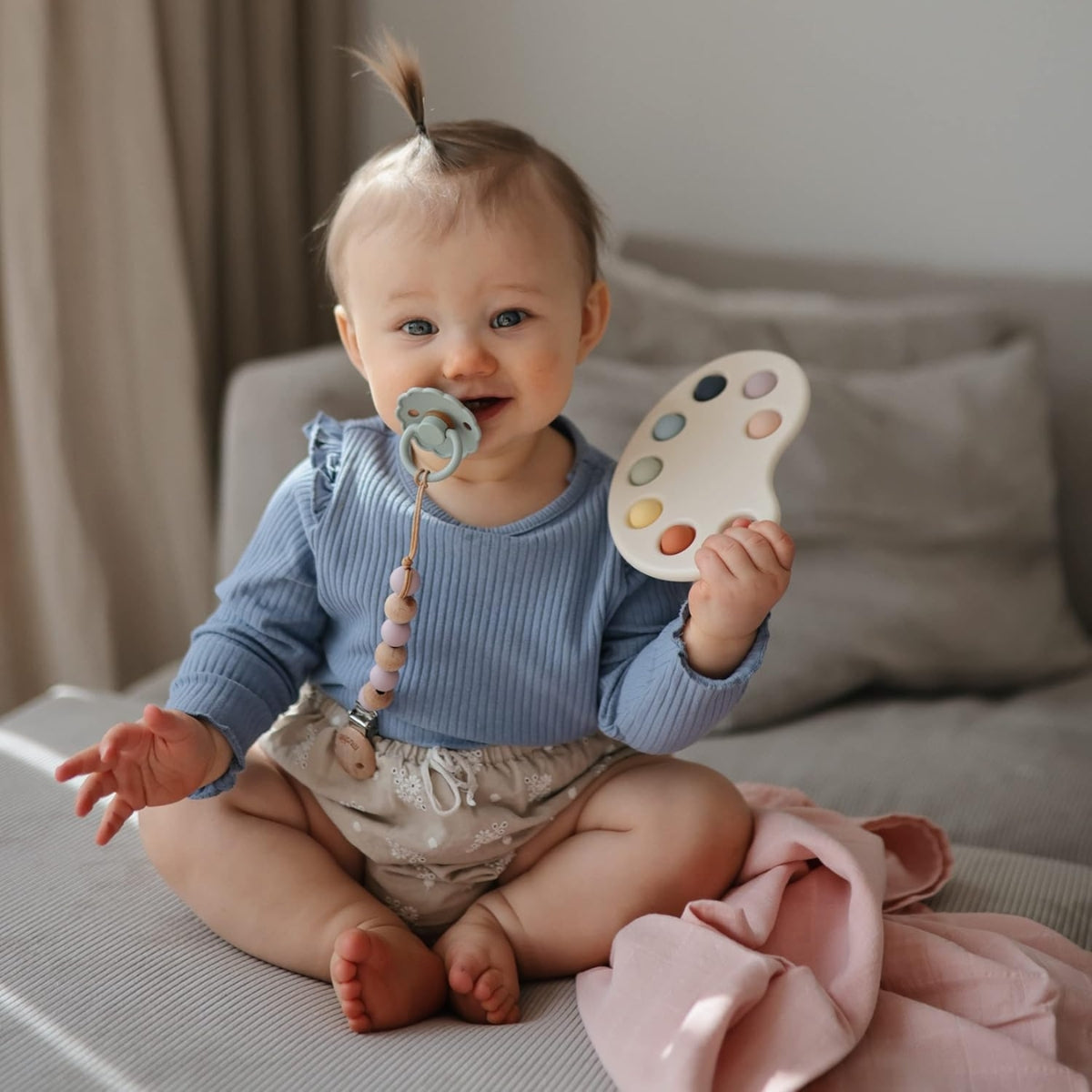 Mushie Frigg Daisy Natural Rubber Pacifier 2 pack - Seafoam/Cream