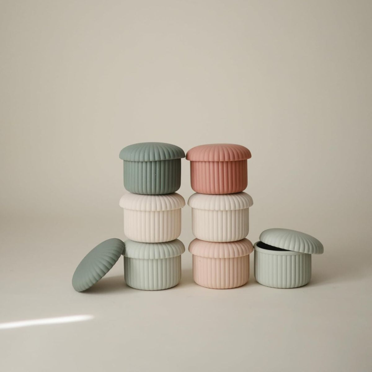 Mushie Silicone Baby Food Containers 3 pack set - Green Combo on Luna Baby Store Miami