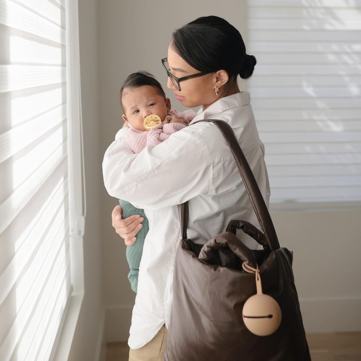 Mushie Silicone Pacifier Holder Case - Soft Lilac