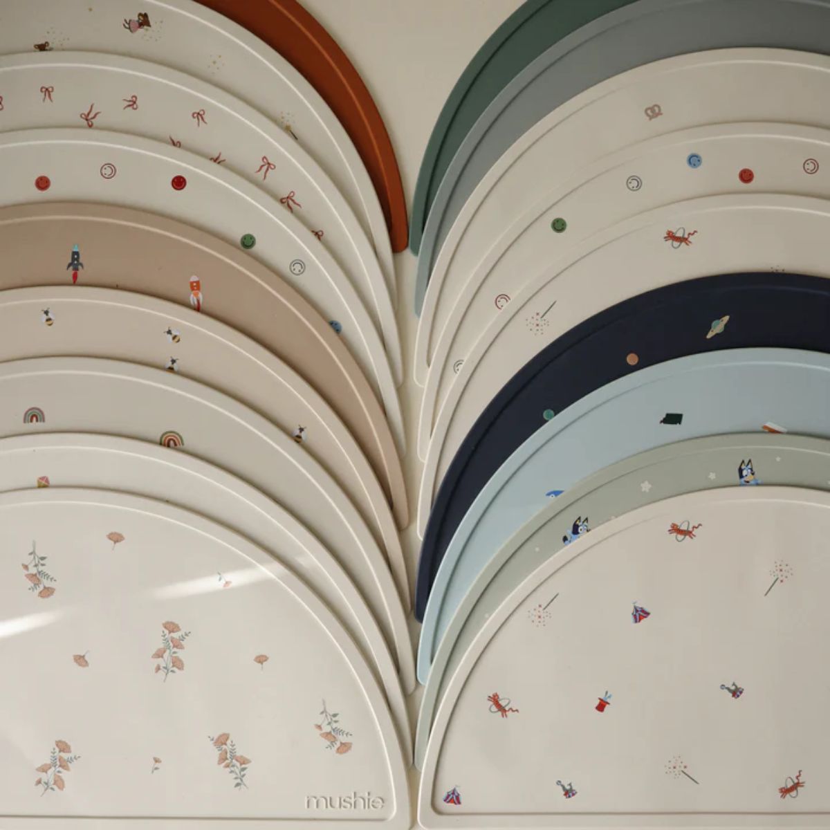 Mushie Silicone Placemat - Planets on Luna Baby Store Miami