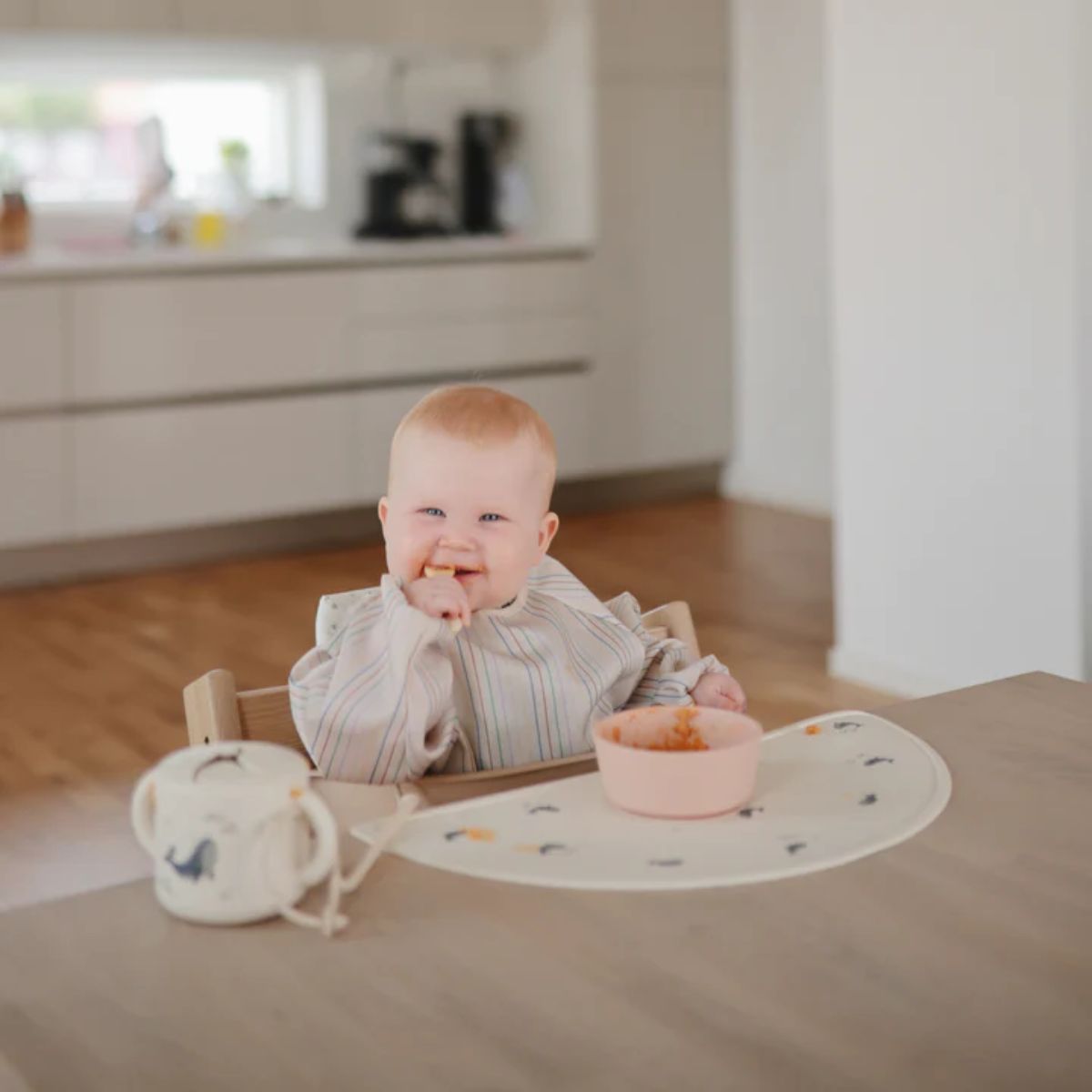 Tigela de Sucção Infantil Mushie Blush - 100% Food Grade Silicone