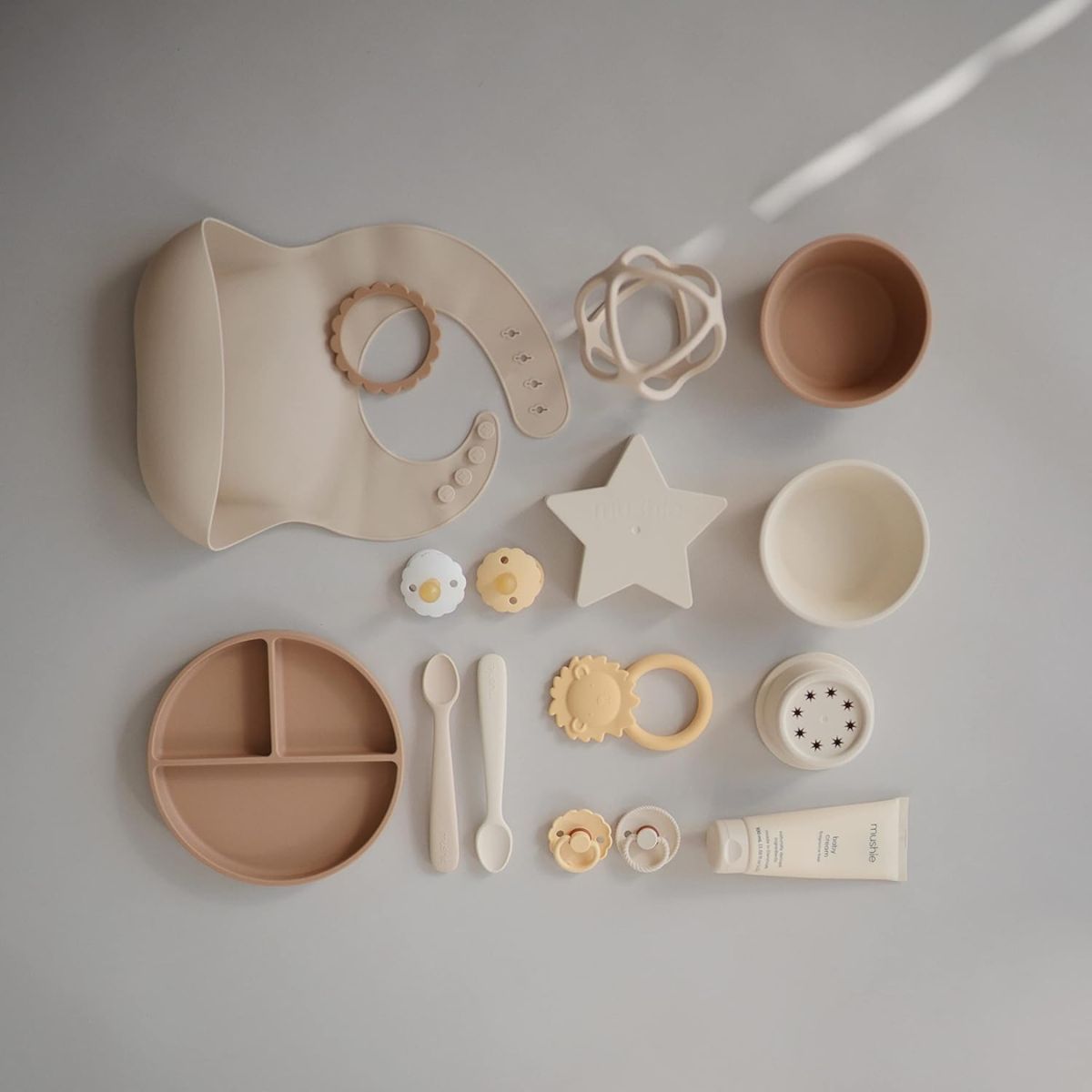Mushie Silicone Suction Bowl - Natural