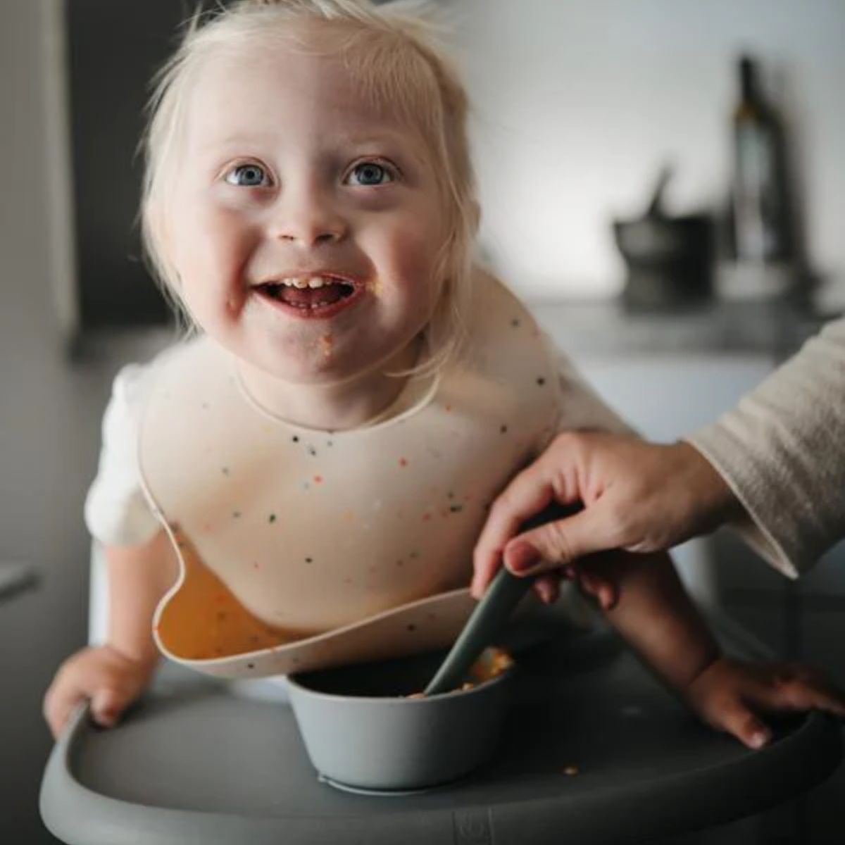 Mushie Silicone Suction Bowl - Stone on Luna Baby Store Miami