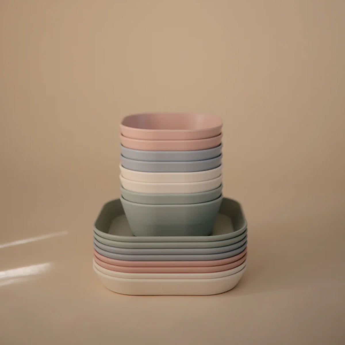 Mushie Plastic Square Dinnerware Plates Set Of 2 - Cloud