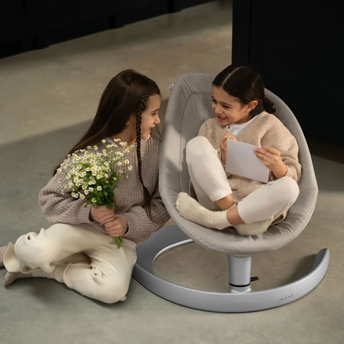 Nuna LEAF grow Baby to Big Kid Seat - Teddy