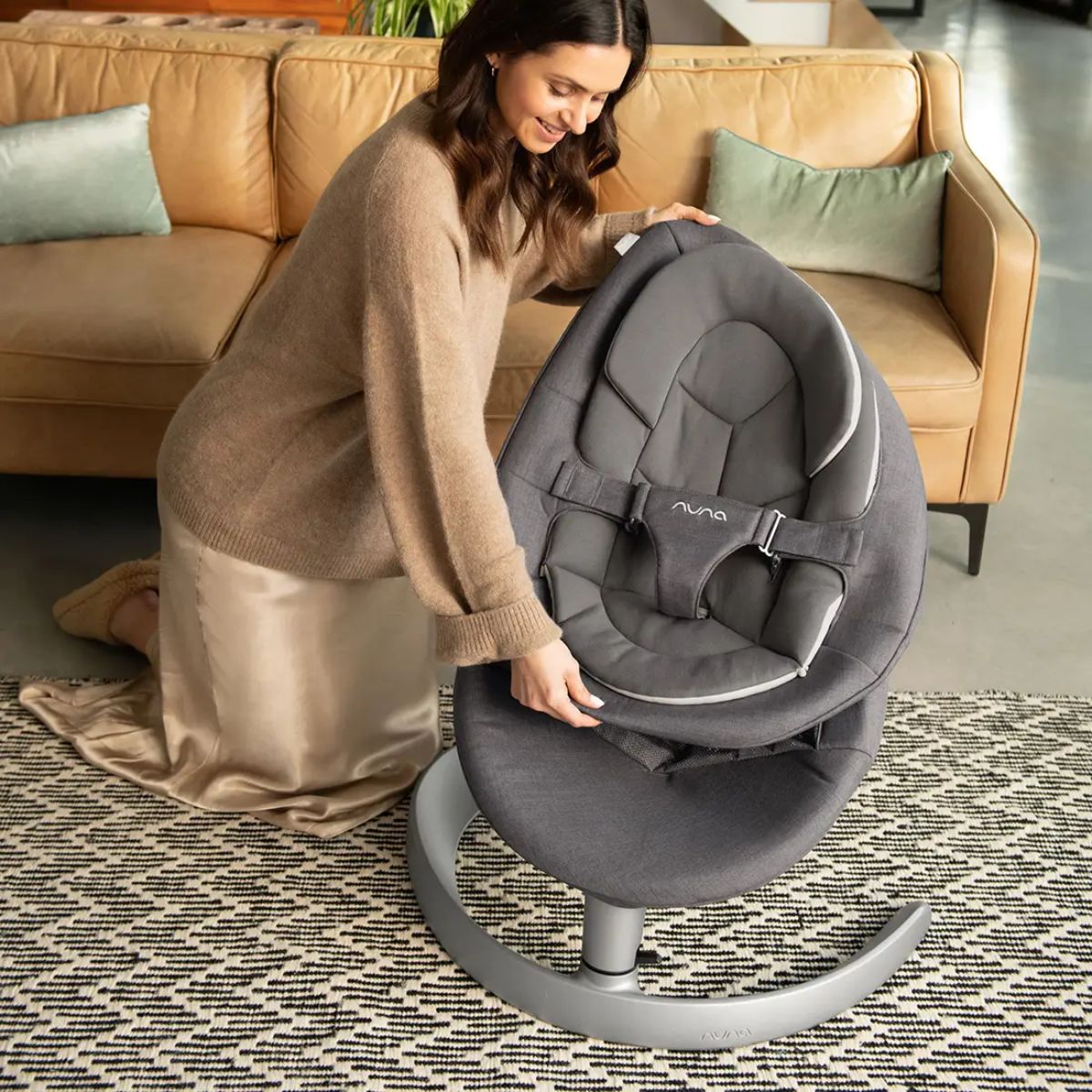 Nuna LEAF grow Baby to Big Kid Seat - Teddy