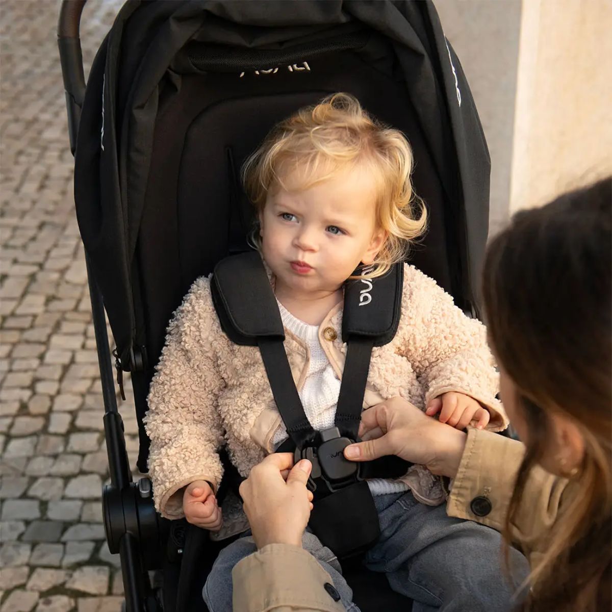 Nuna PIPA urbn Flex System Seat - Caviar on Luna Baby Store Miami