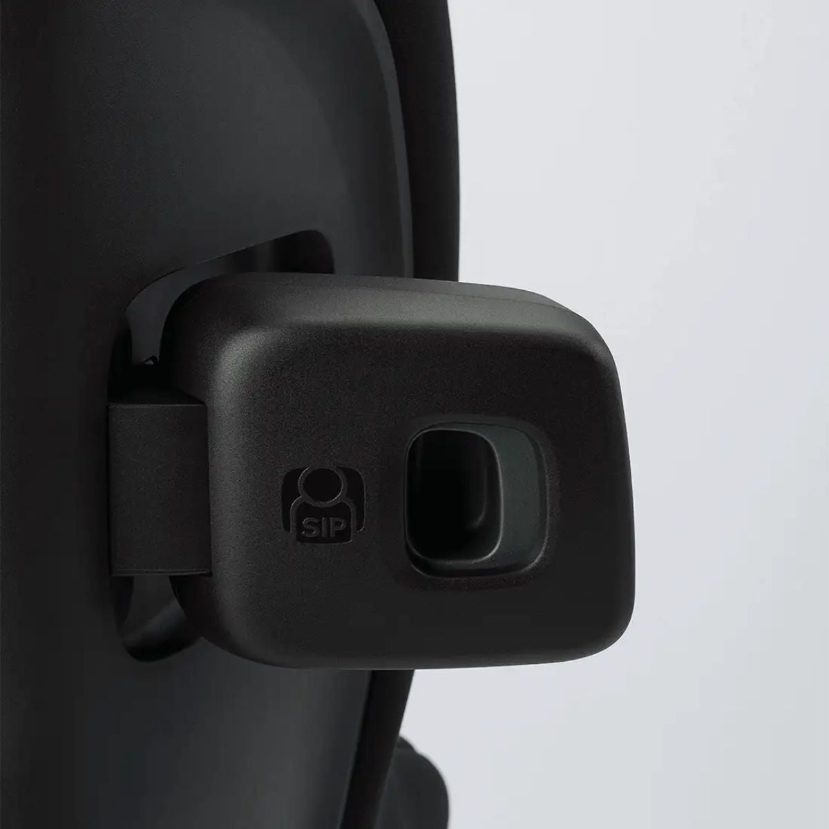 Nuna Rava Next Convertible Car Seat - Caviar