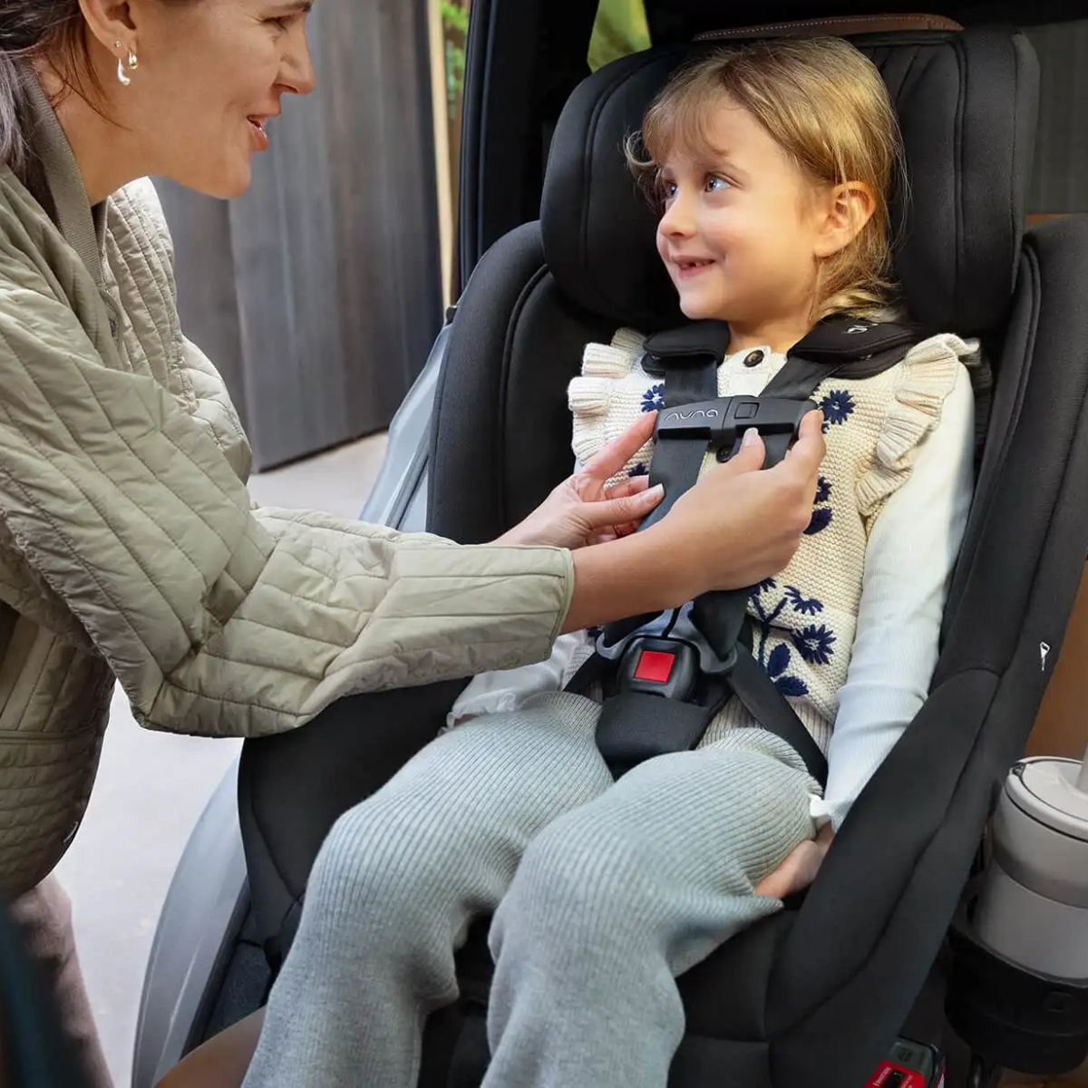 Nuna Rava Next Convertible Car Seat - Caviar