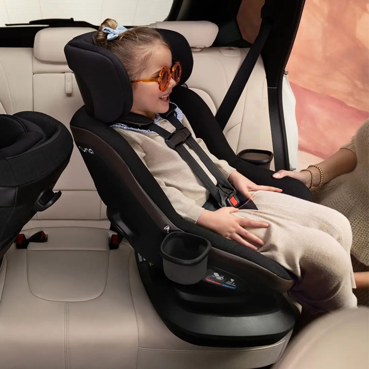 Nuna Revv Maxx Convertible Car Seat - Midnight