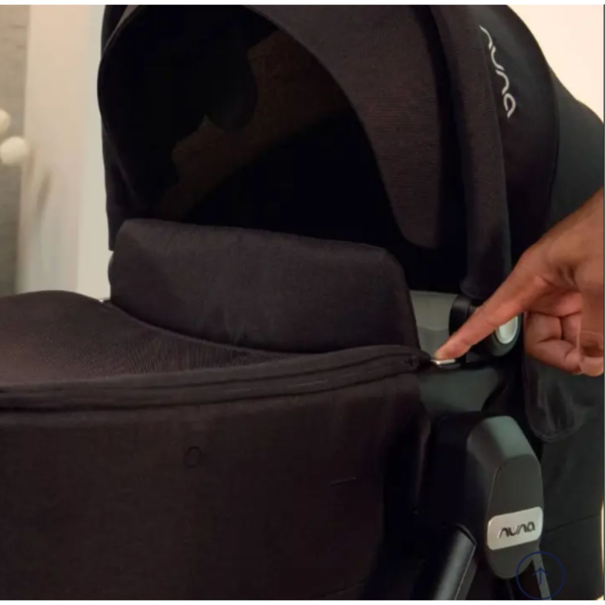 Nuna SWIV & TRIV Bassinet + Stand BMW Collection - Graphene on Luna Baby Store Miami