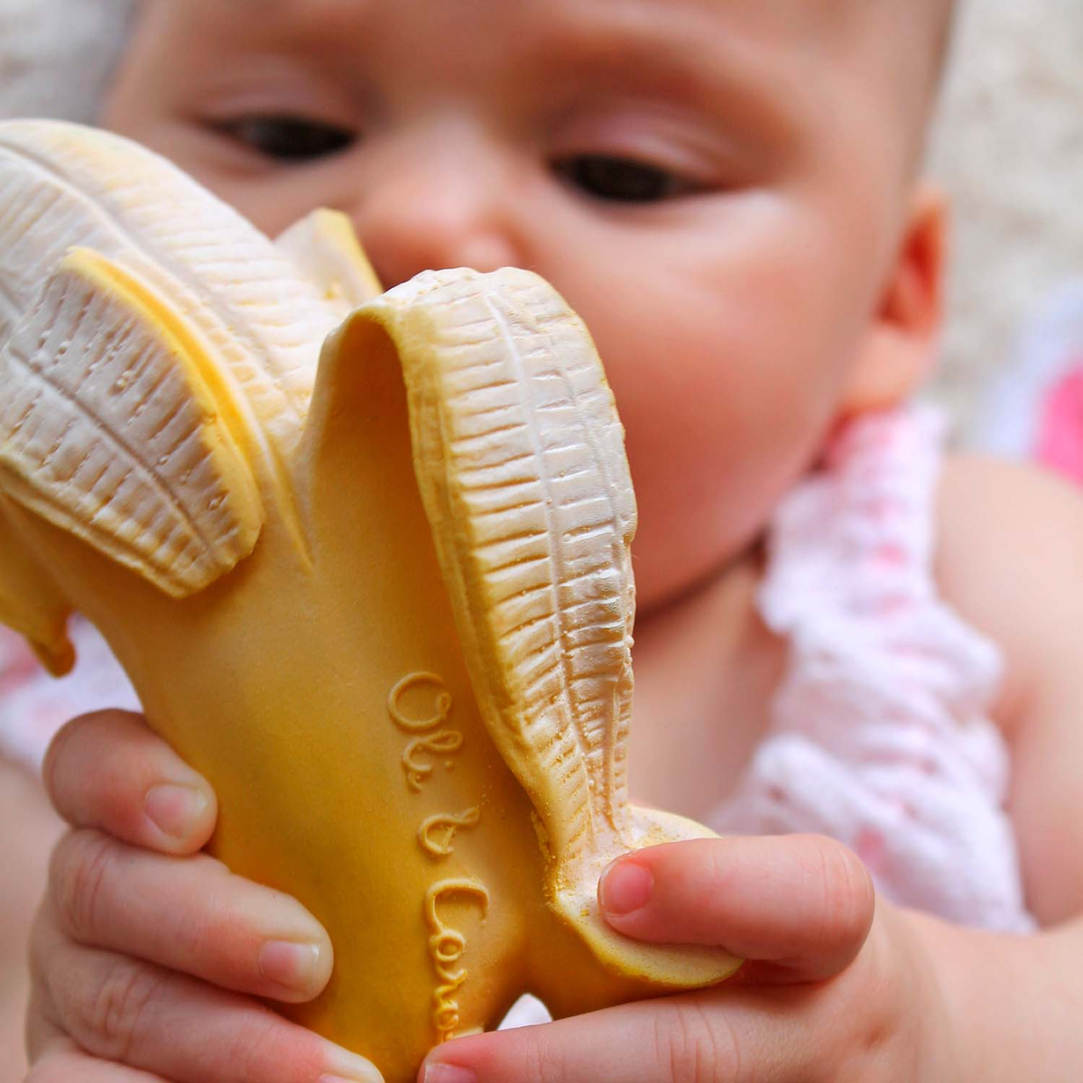Olí & Carol Fruit Teether - Ana Banana - 100% Natural & Baby-Safe Materials