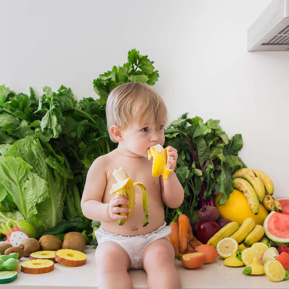 Olí & Carol Fruit Teether - Ana Banana - Mold-Free, Hygienic Design