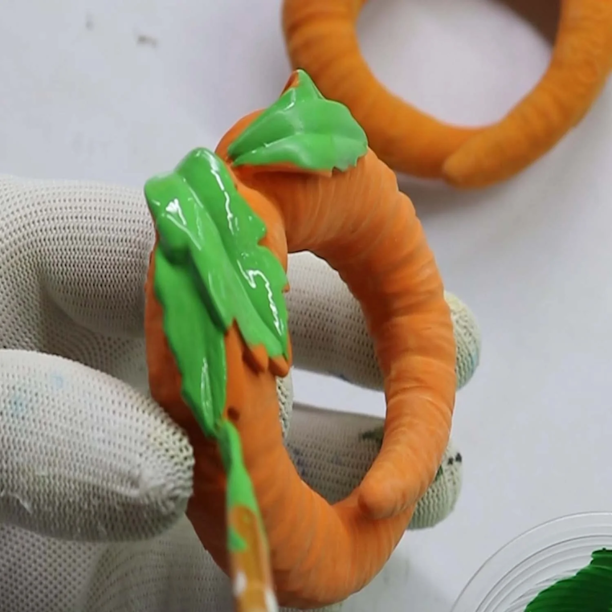 Olí & Carol Veggie Teether - Cathy The Carrot - Eco-Friendly & Socially Responsible