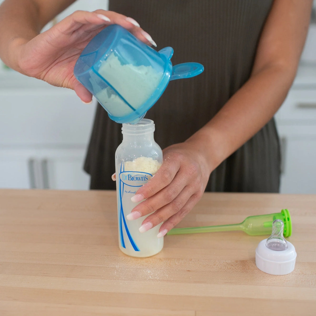 Dr. Brown’s® Baby Formula Dispenser - Blue