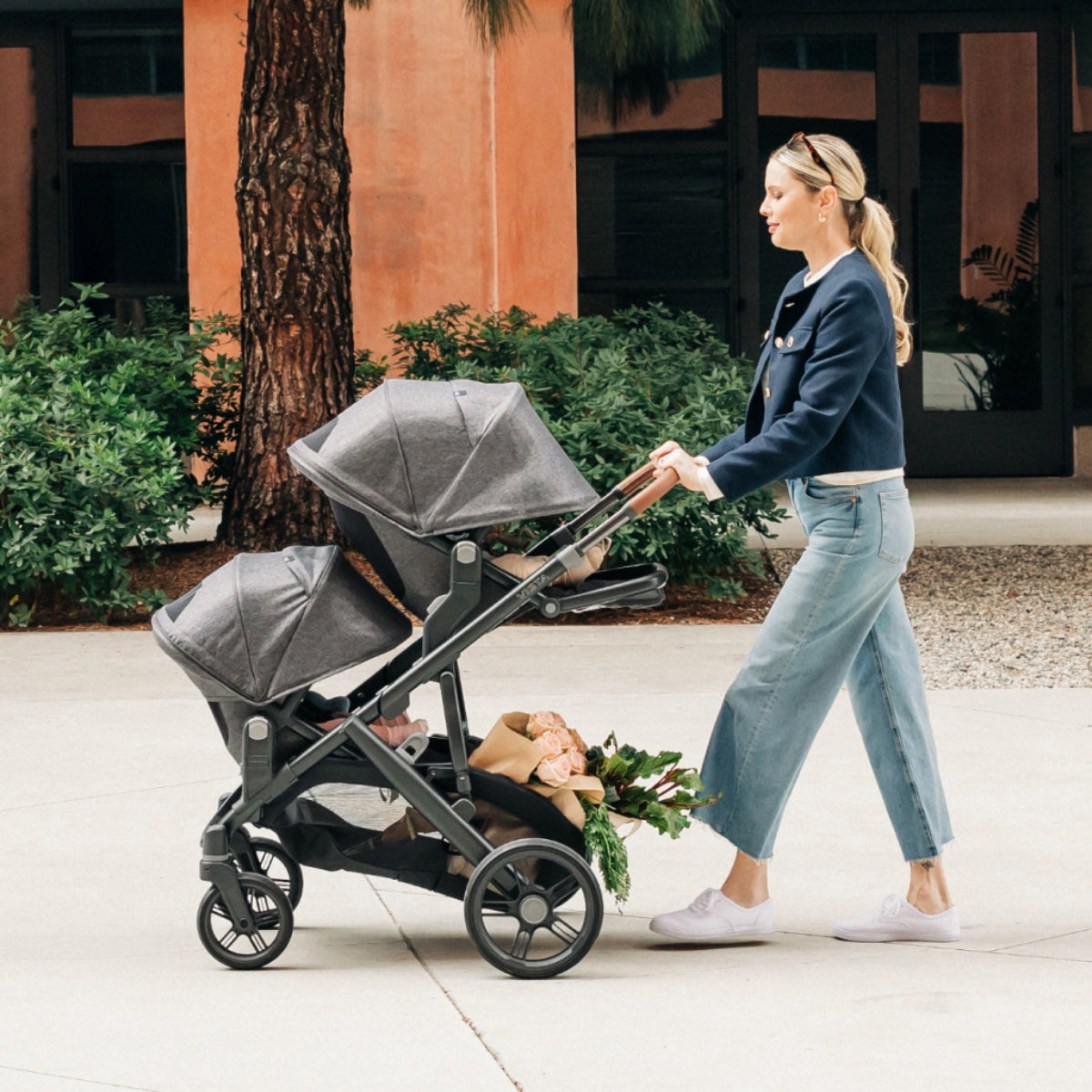 Uppababy Vista V3 Stroller - Greyson Charcoal Mélange/Carbon Frame/Saddle Leather