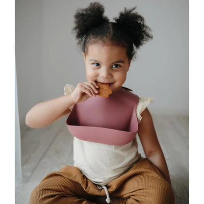 Mushie Silicone Baby Bib - Dusty Rose