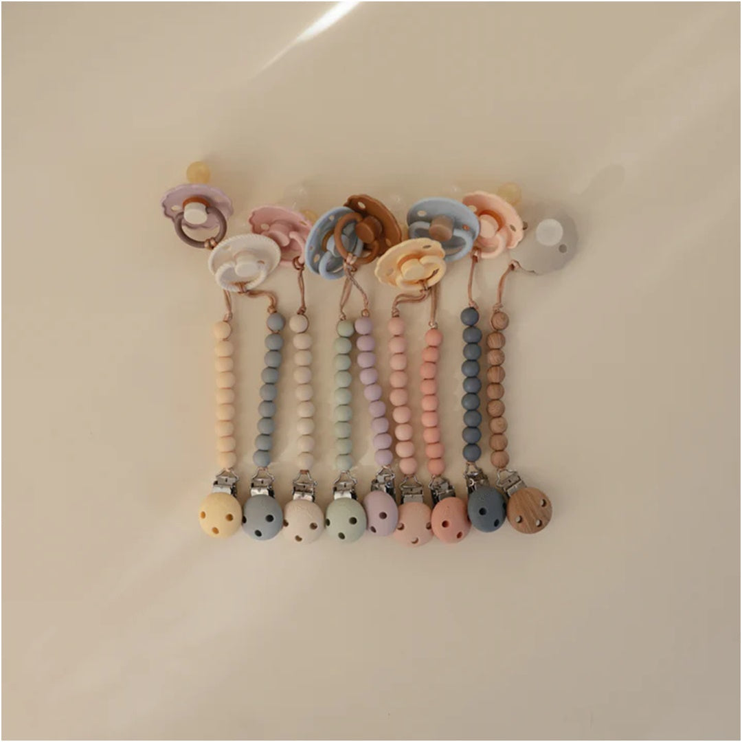 Mushie Silicone Pacifier Clip | Hera Powder Pink