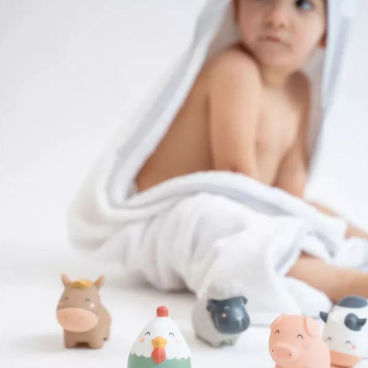 Saro Bath Toys - Funny Farm - No-Hole Hygienic Design