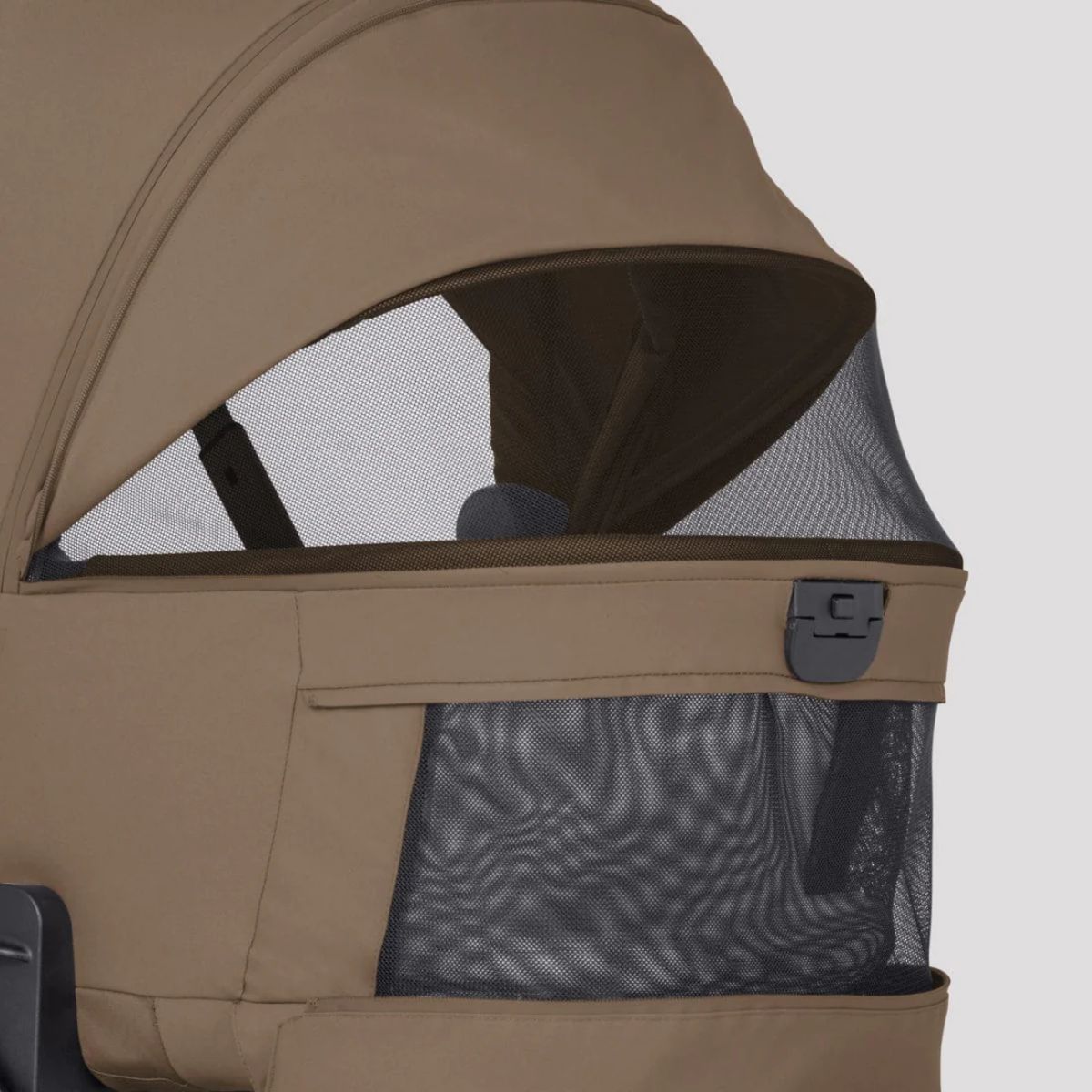Silver Cross Breez Compact Bassinet - Maple