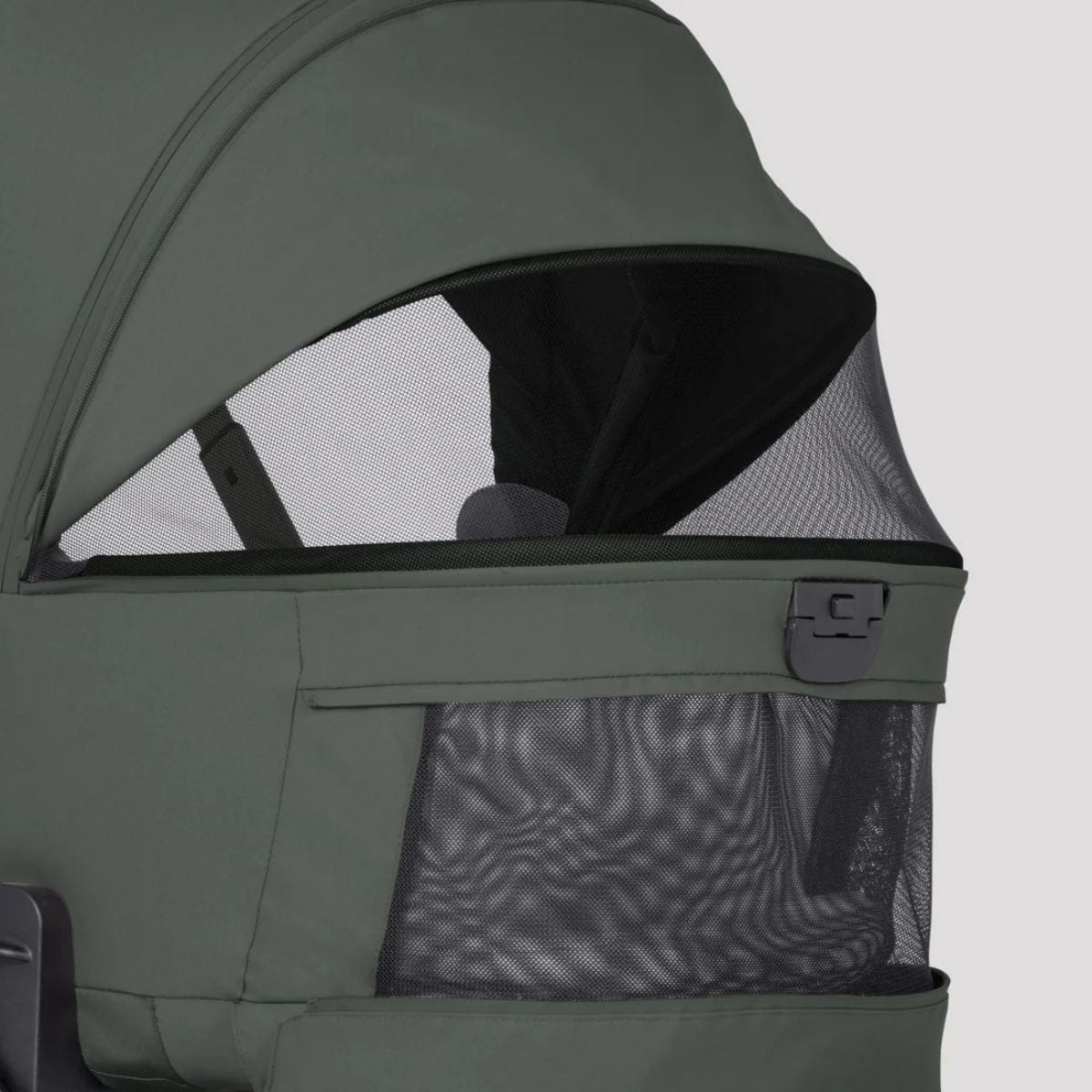 Silver Cross Breez Compact Bassinet - Pewter