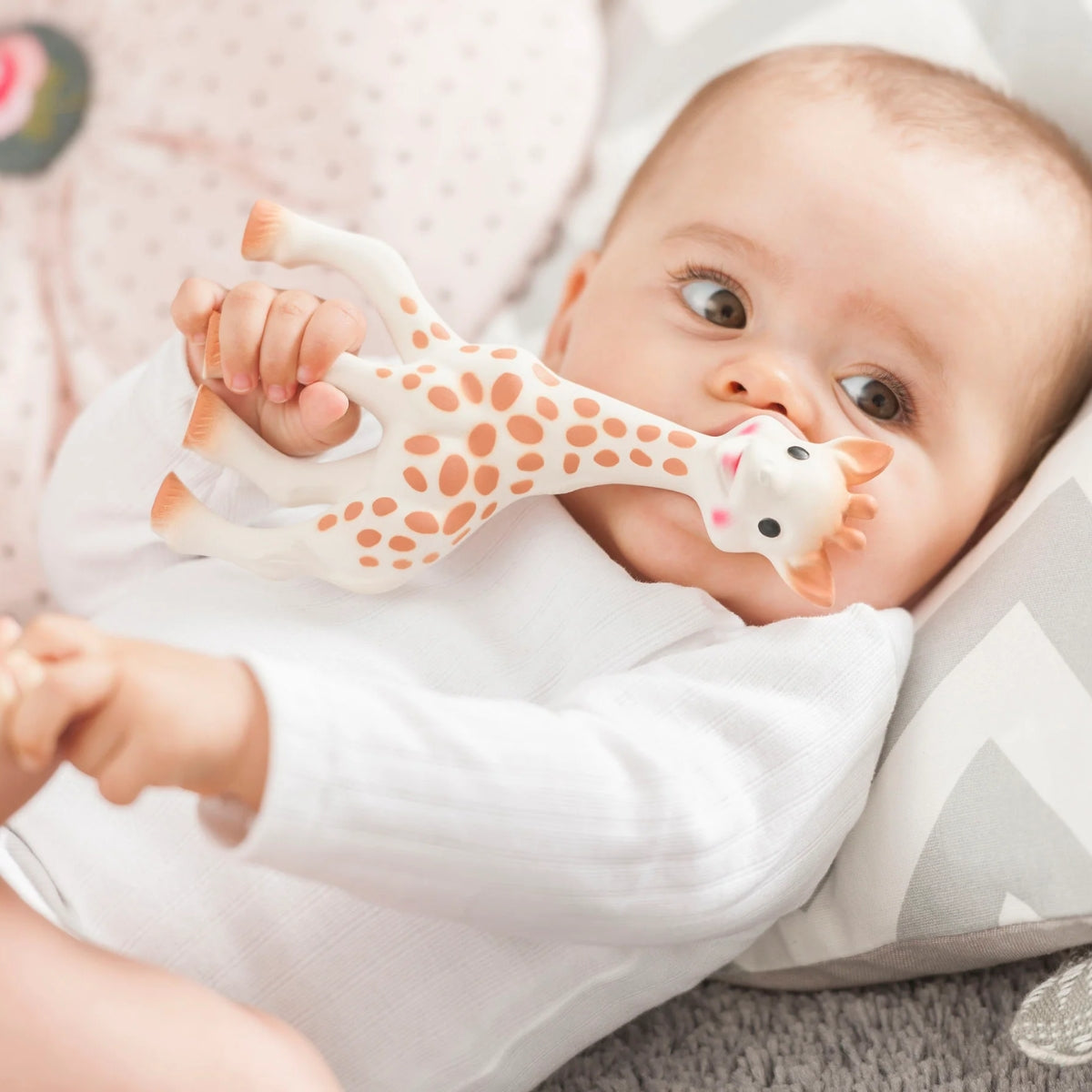 Sophie la Girafe Baby Teether, Safari Gift Box
