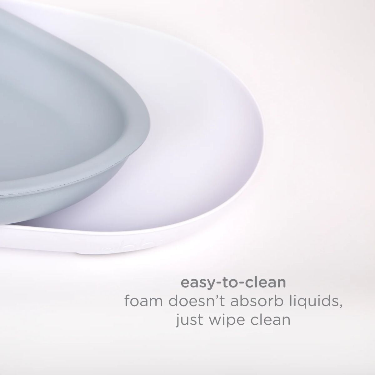 Ubbi Foam Changing Pad - Grey on Luna Baby Store Miami