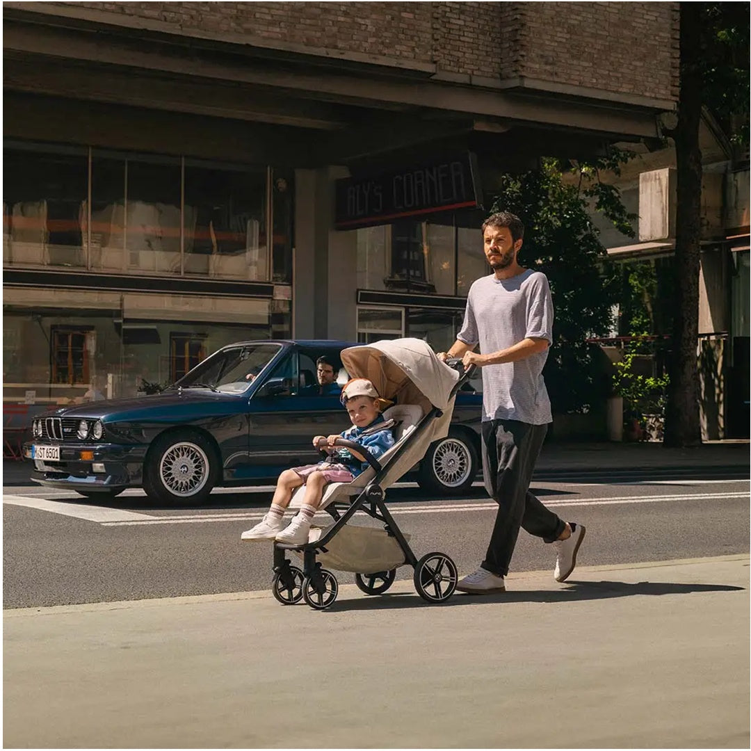 Nuna Trvl Lx Stroller Bmw Mica